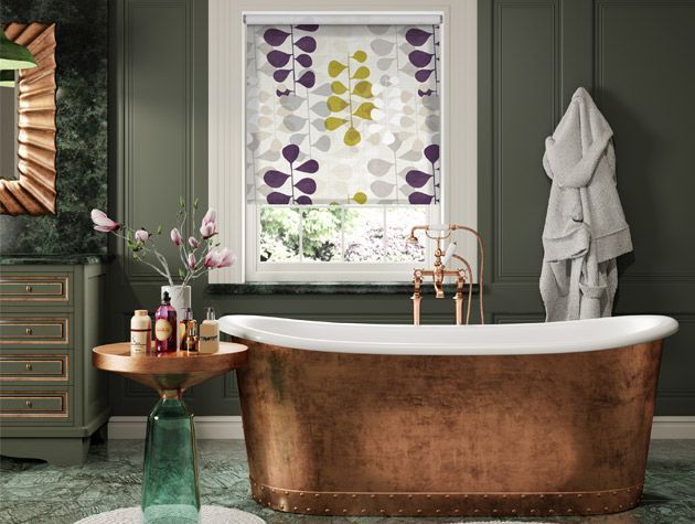 浴室织物卷帘，铜浴缸