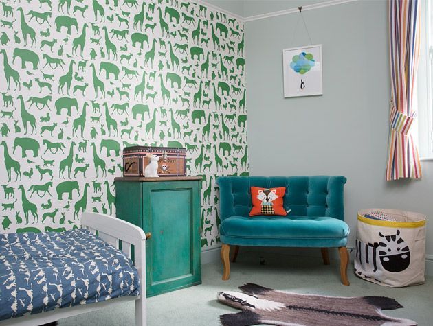 绿色和小野果计划儿童卧室与动物打印主题