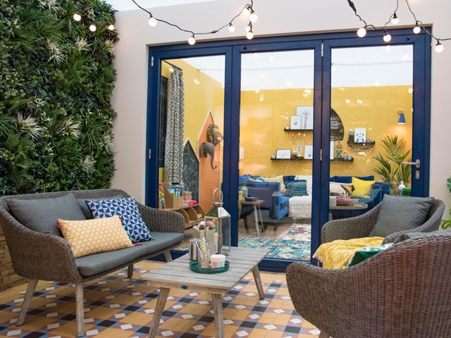 Regatta藤夏季休息室设置为小花园和室外空间在理想的家庭房间设置2019年