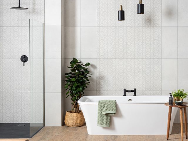 中性浴室方案-顶级浴室装修，将增加您的家庭价值-浴室- goodhomesmagazine.com