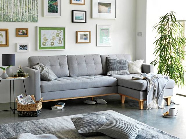 Argos灰色躺椅沙发-躺椅沙发:我们最喜欢的舒适和时尚的设计-客厅- goodhomesmagazine.com
