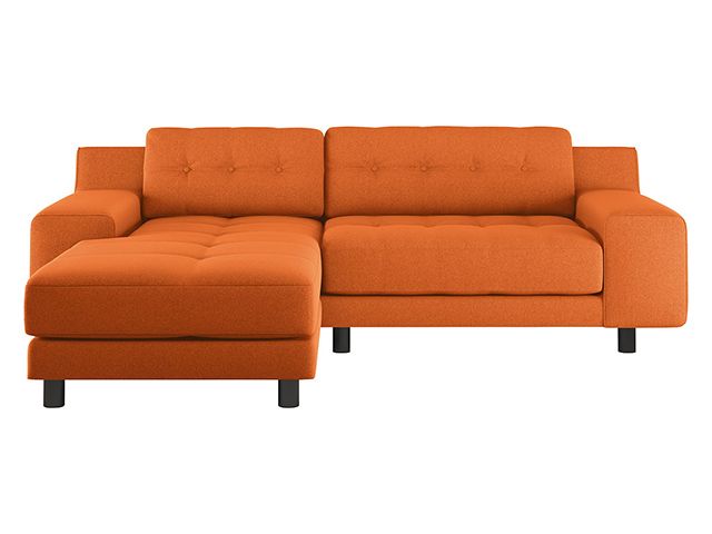 橙色角落沙发-躺椅沙发:我们最喜欢的舒适和时尚的设计-客厅- goodhomesmagazine.com