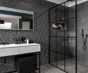黑色框淋浴门-如何创造一个时尚的潮湿的房间-浴室- goodhomesmagazine.com