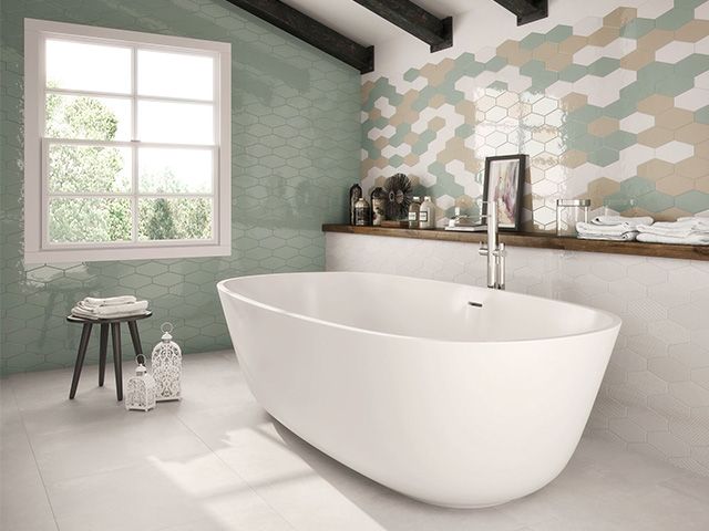 六角形浴室 - 在设计您的家时卫生技巧 - 灵感 - 古德霍姆斯Magazine.com