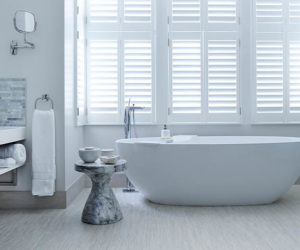 白色浴室独立式浴室- 5创意白色浴室的想法-浴室- goodhomesmagazine.com
