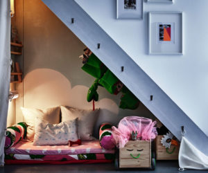 Ikea hack: create a kids den under the stairs with cheap accessories